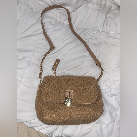 Steve Madden Crossbody Teddy/Sherpa Purse - Picture 1 of 2